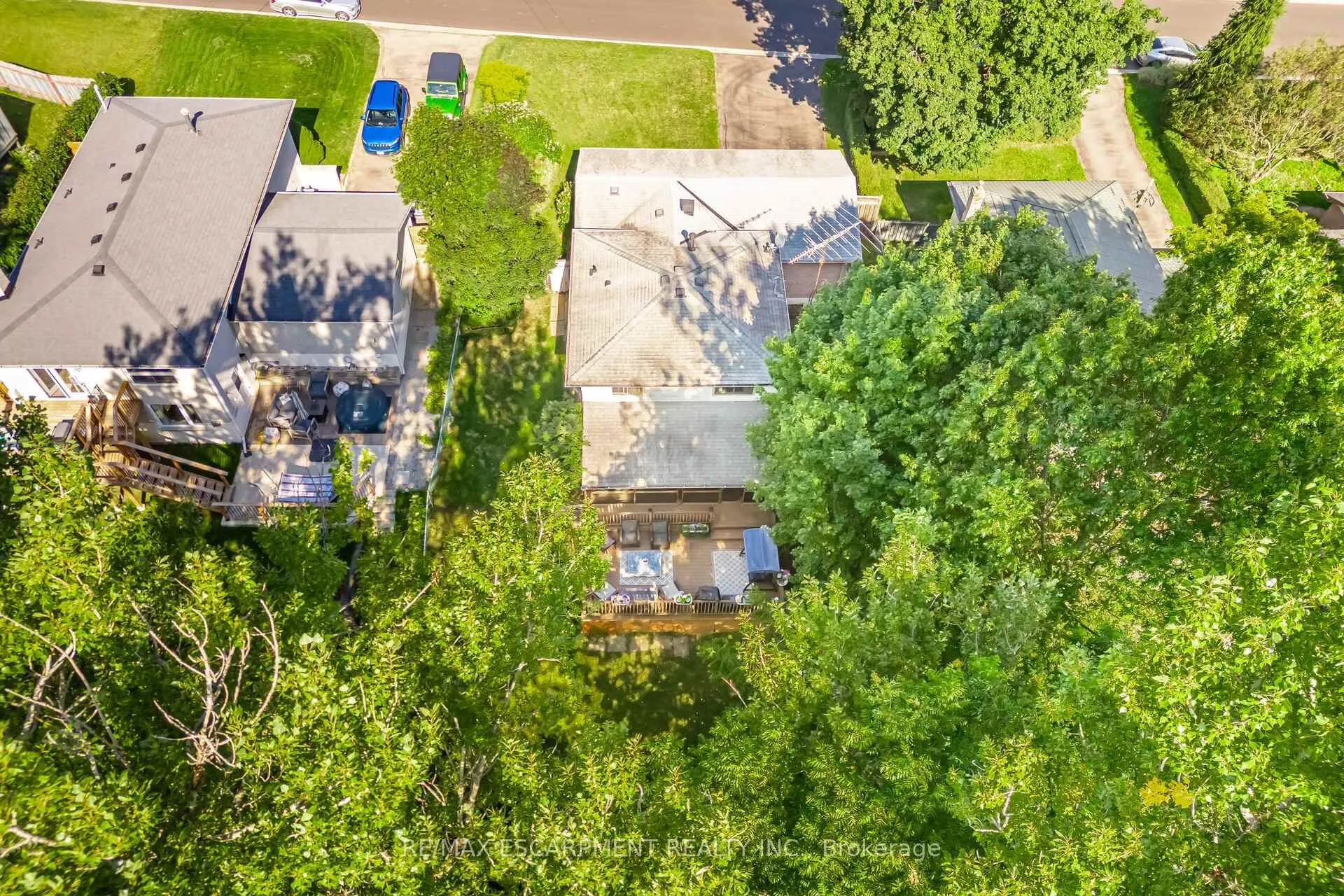 Photo 39 of 70 Cobblehill Road, Halton Hills, Acton — HOMEH