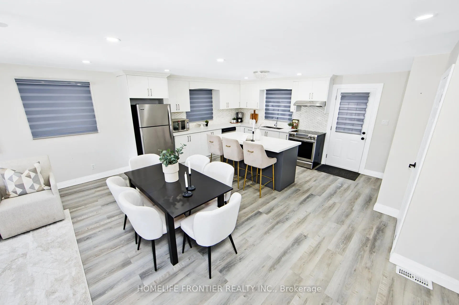 Photo 7 of 1786 St Johns Road, Innisfil, Alcona — HOMEH