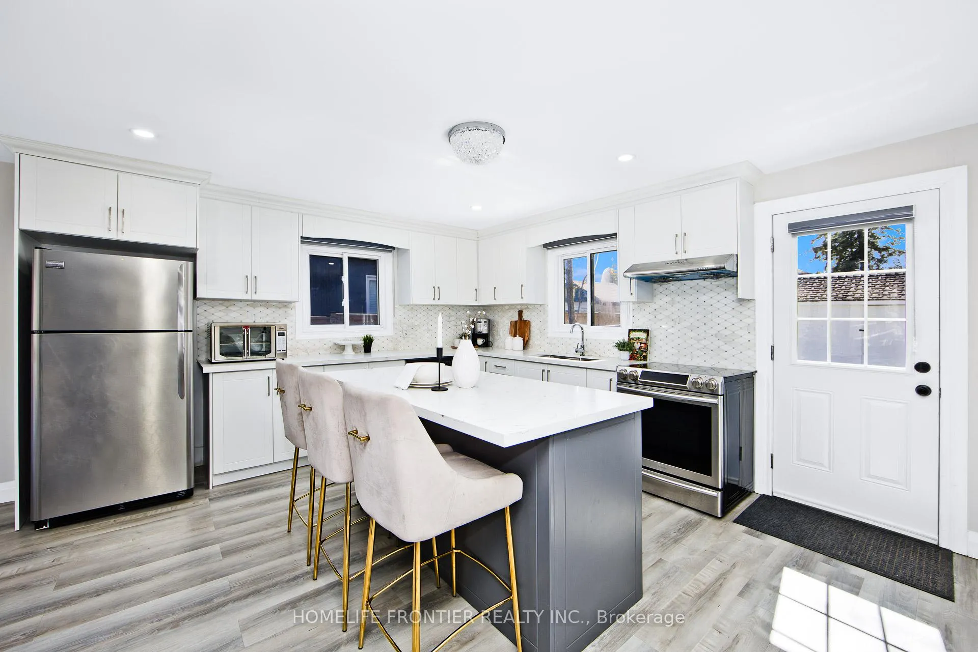 Photo 8 of 1786 St Johns Road, Innisfil, Alcona — HOMEH