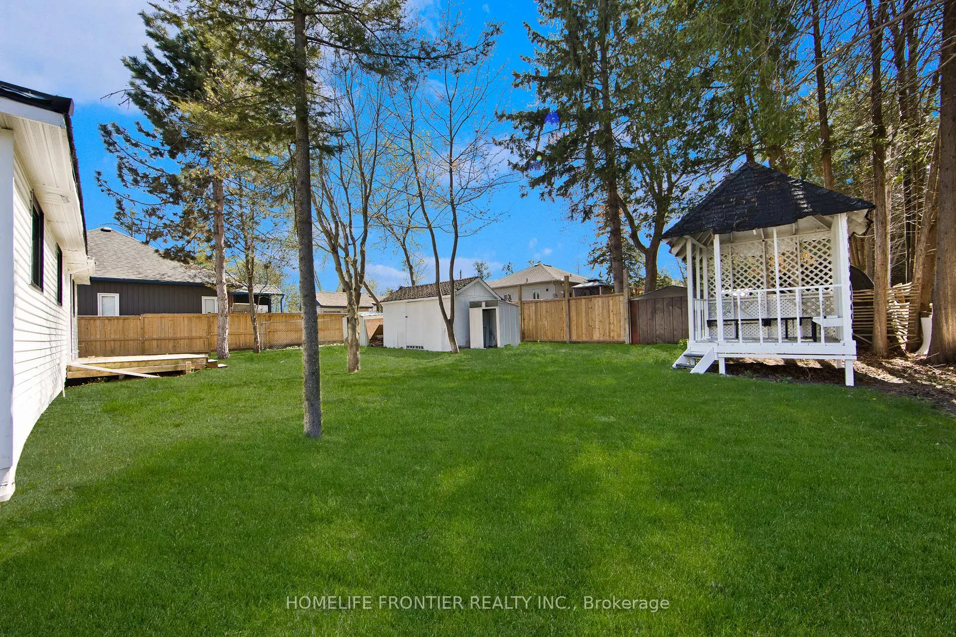 Photo 15 of 1786 St Johns Road, Innisfil, Alcona — HOMEH