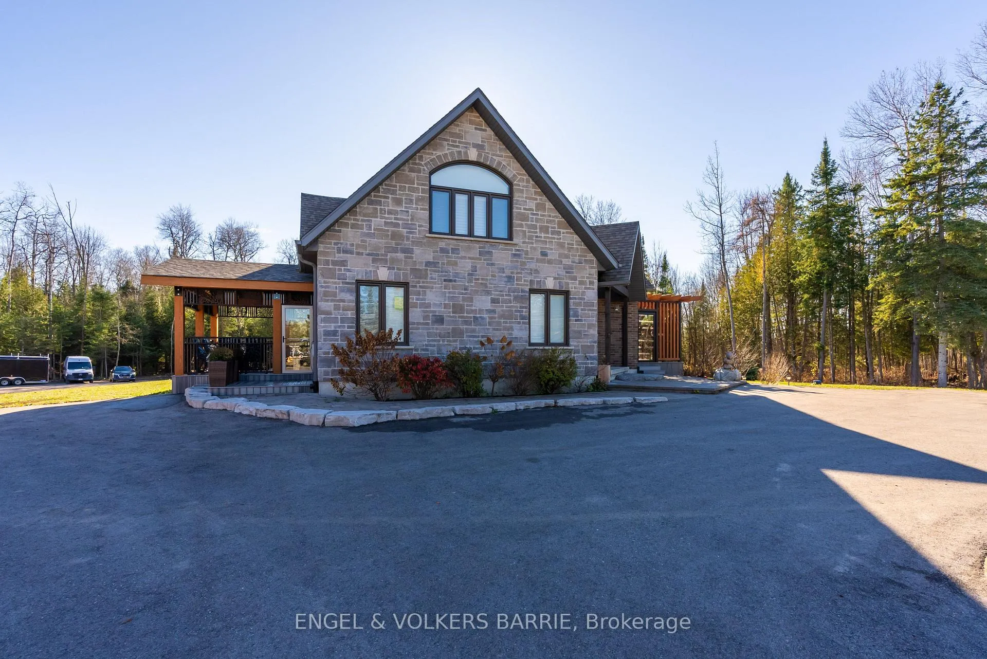 Photo 4 of 6605 County Road 21, Essa, Rural Essa — HOMEH