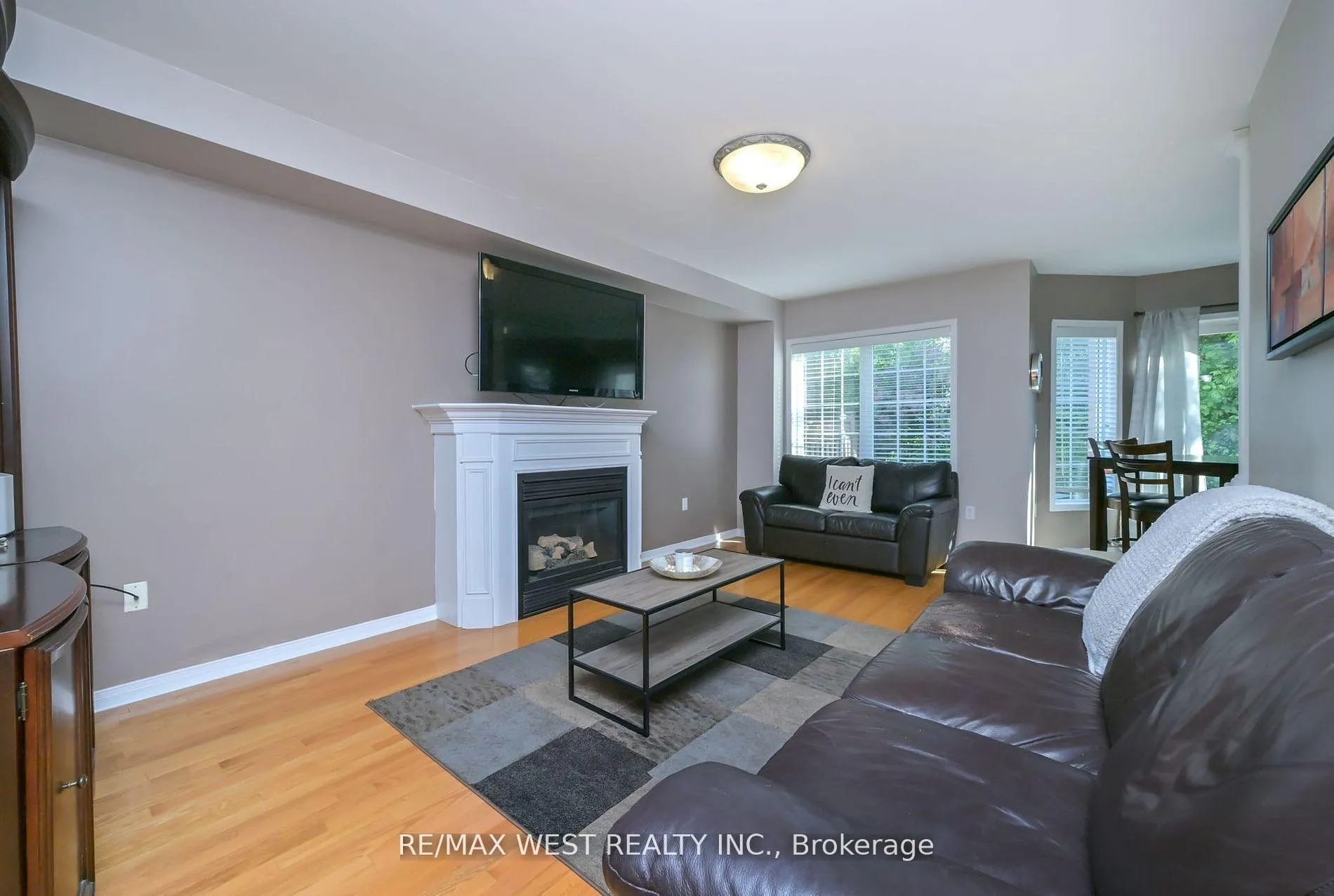 Photo 10 of 32 Crestridge Drive, Caledon, Bolton North — HOMEH