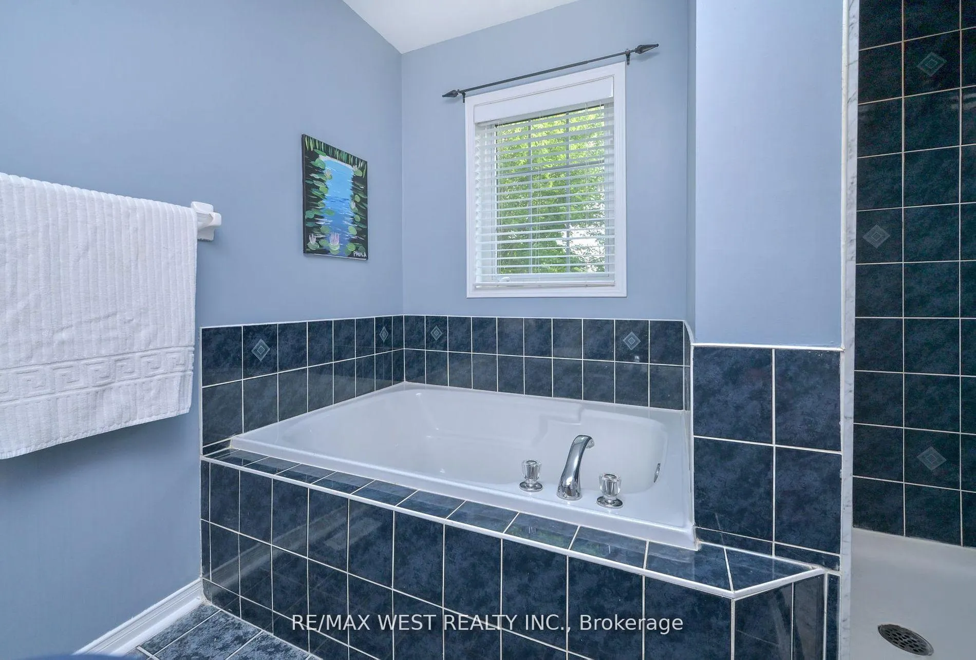 Photo 21 of 32 Crestridge Drive, Caledon, Bolton North — HOMEH