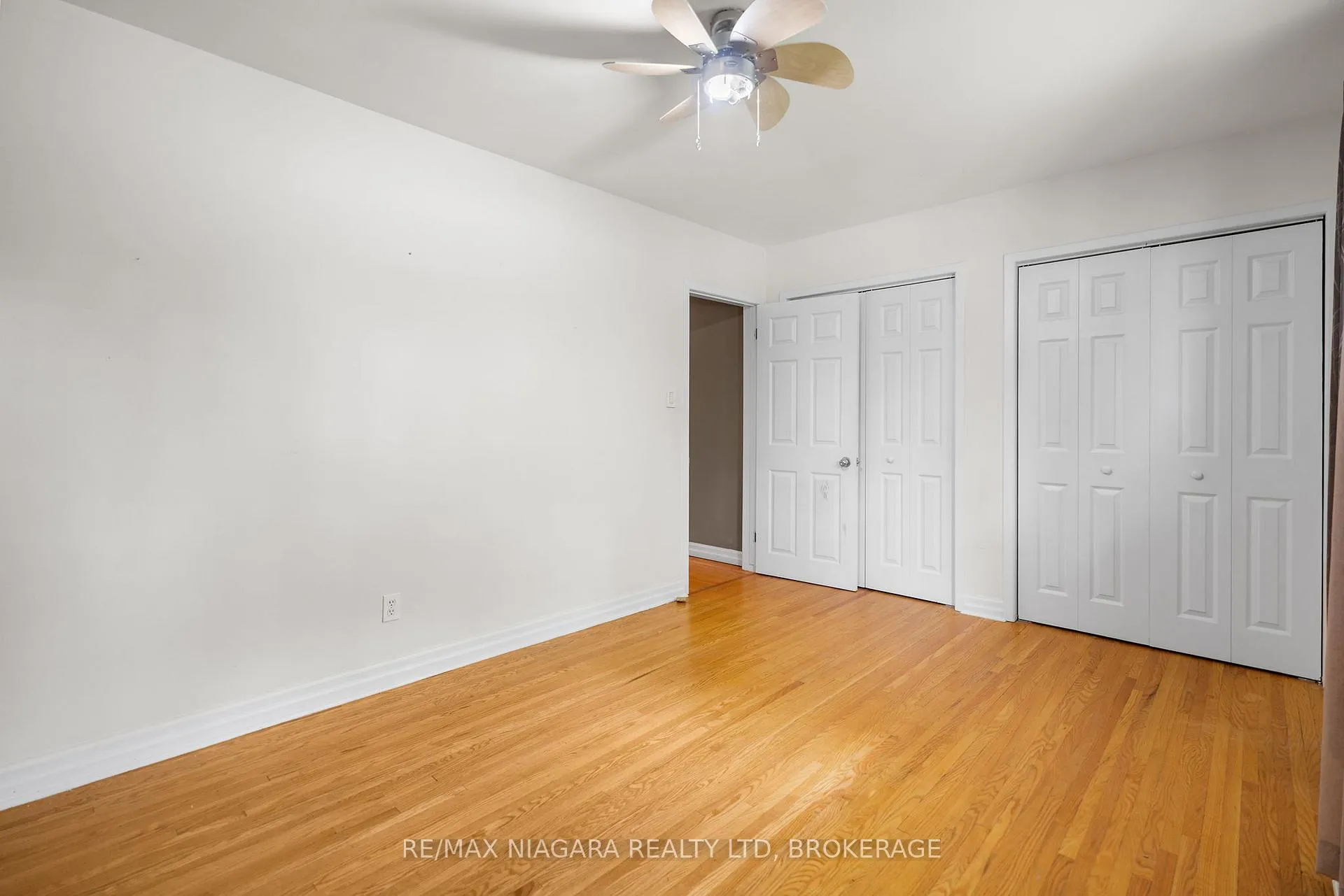 Photo 14 of 4107 Campbell Avenue, Niagara Falls, Chippawa — HOMEH