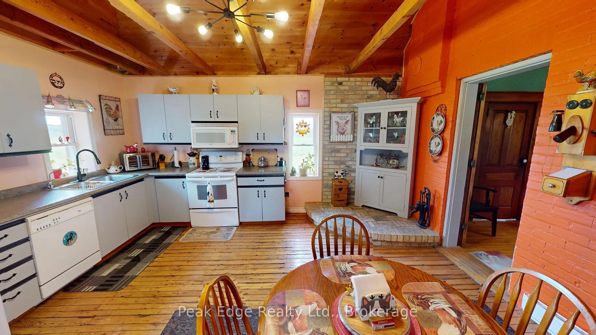 Photo 5 of 59 2 Concession, Kincardine — HOMEH