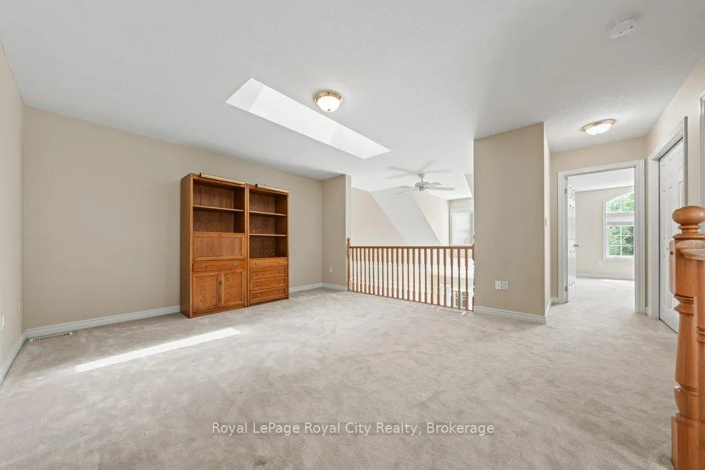 Photo 12 of 119 McArthur Crescent, Guelph, Pineridge/Westminster Woods — HOMEH