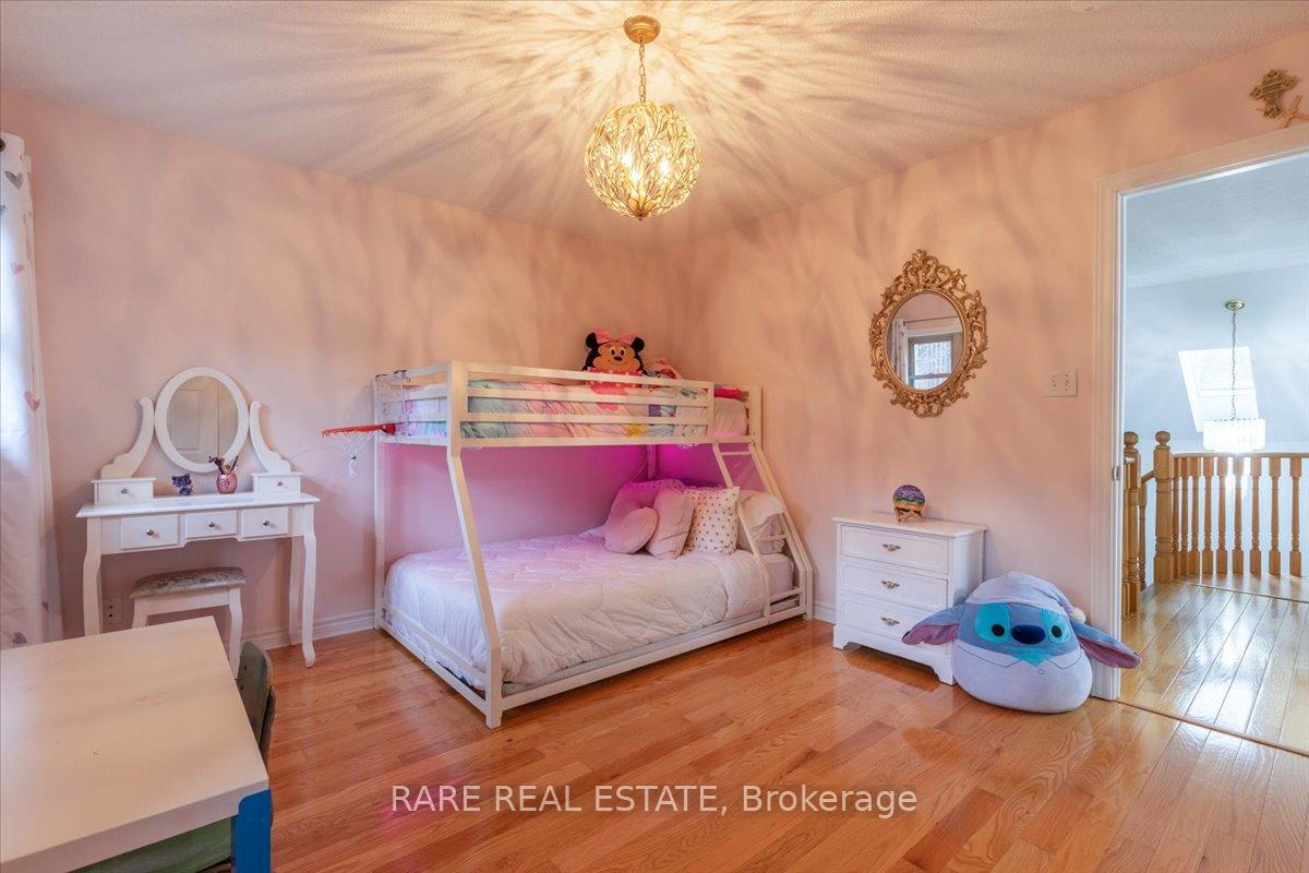 Photo 24 of 21 Fawn Crescent, Clearview, Rural Clearview — HOMEH