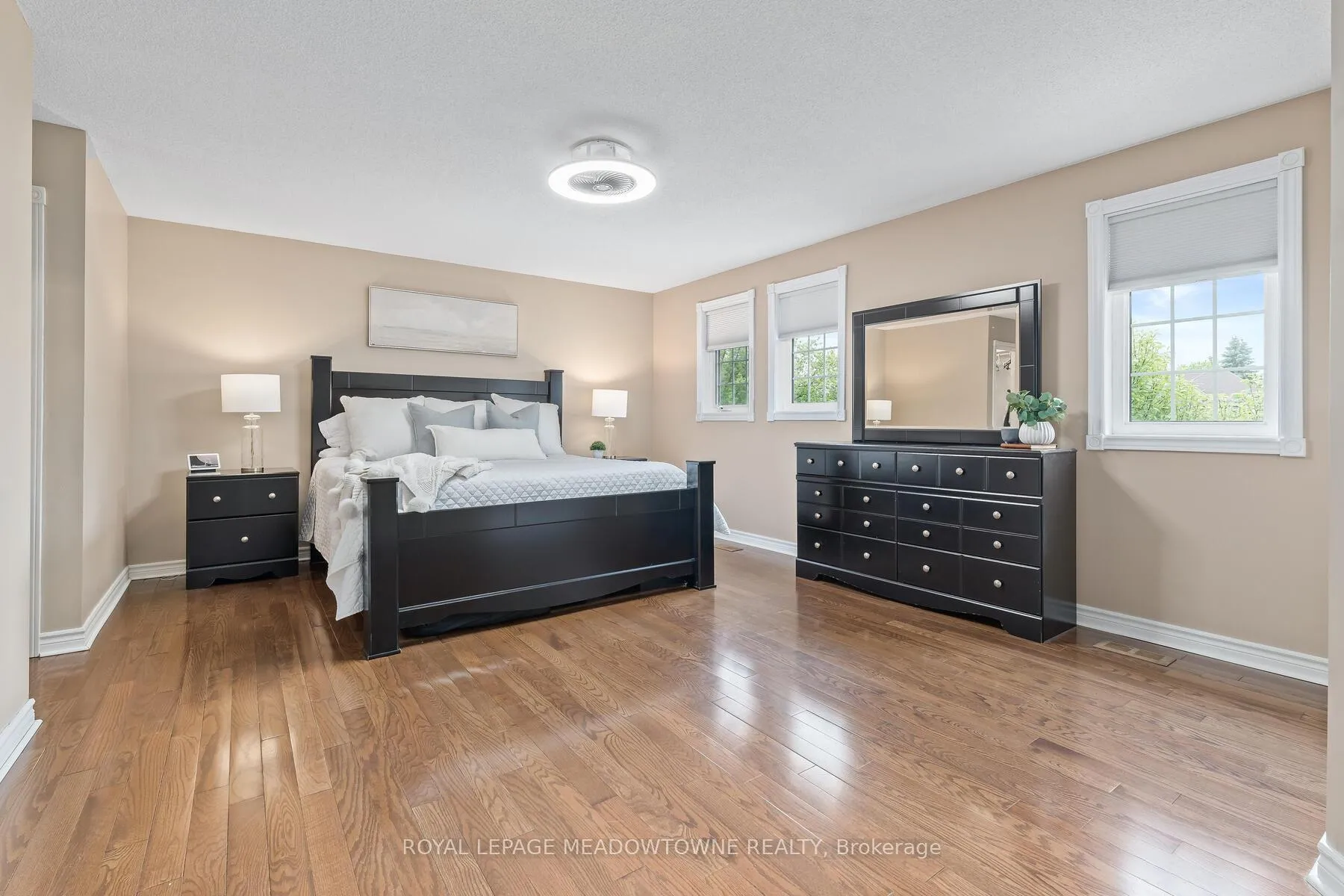Photo 21 of 3 Thomas Court, Halton Hills, Georgetown — HOMEH