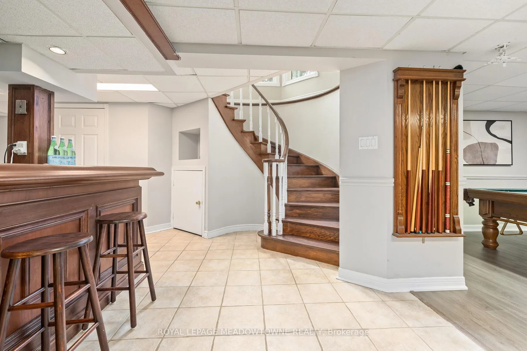 Photo 33 of 3 Thomas Court, Halton Hills, Georgetown — HOMEH