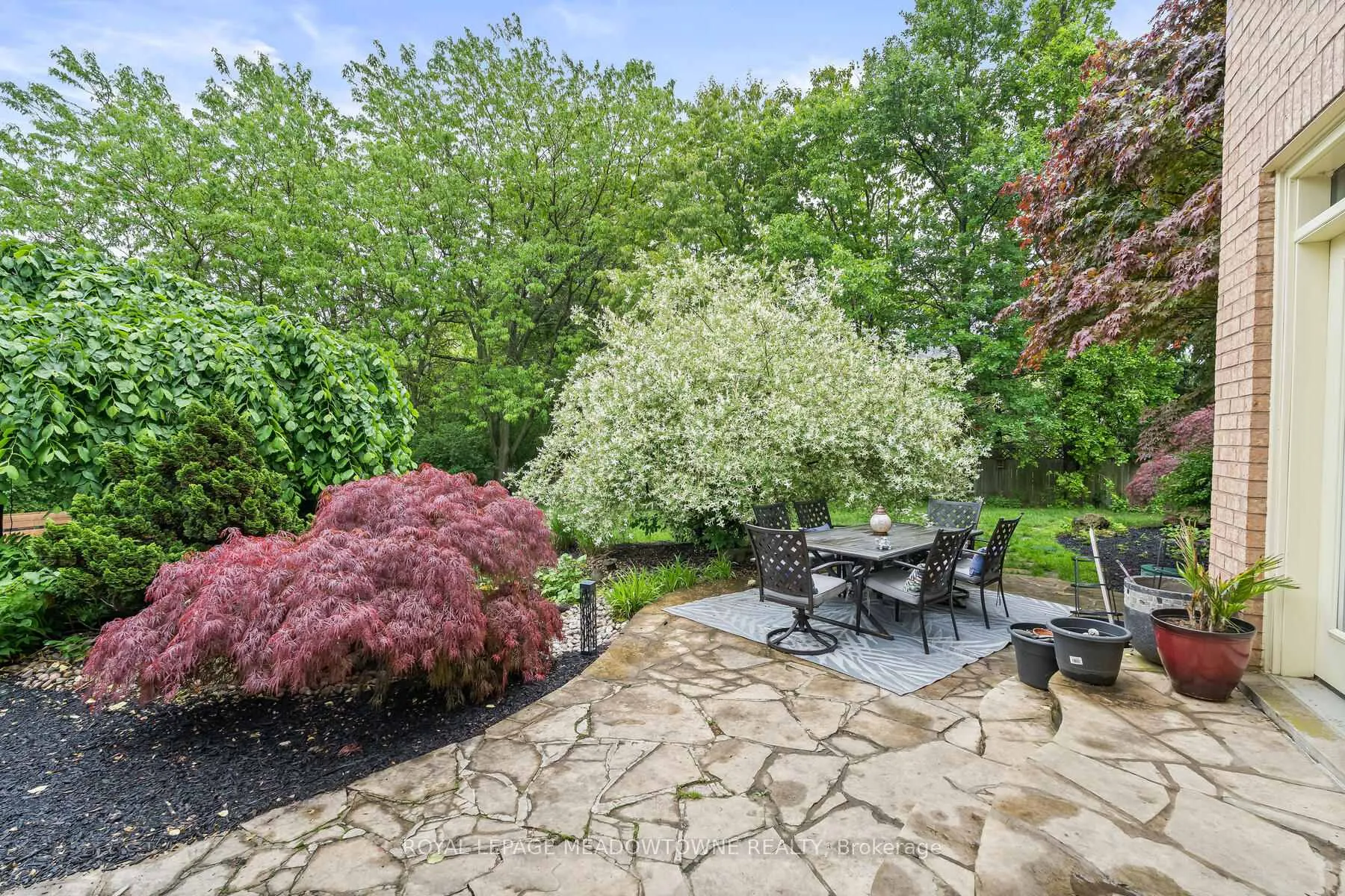 Photo 45 of 3 Thomas Court, Halton Hills, Georgetown — HOMEH