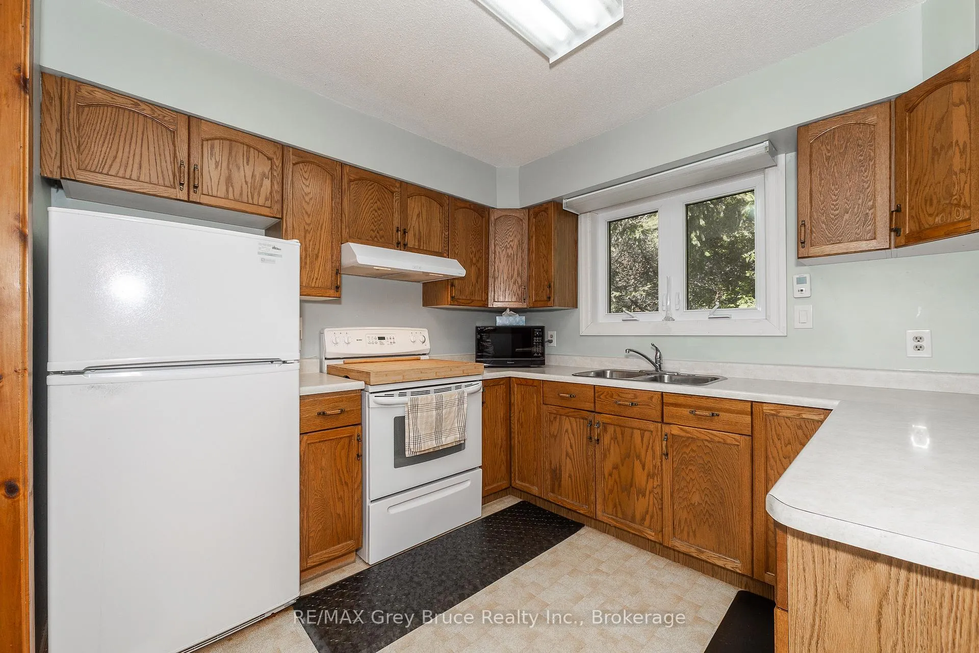 Photo 8 of 103777 Grey Road 18, Meaford — HOMEH