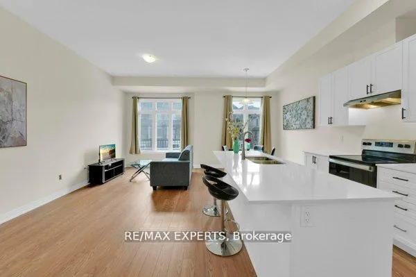 Photo 15 of 87 De La Roche Drive N, Vaughan, Vellore Village — HOMEH