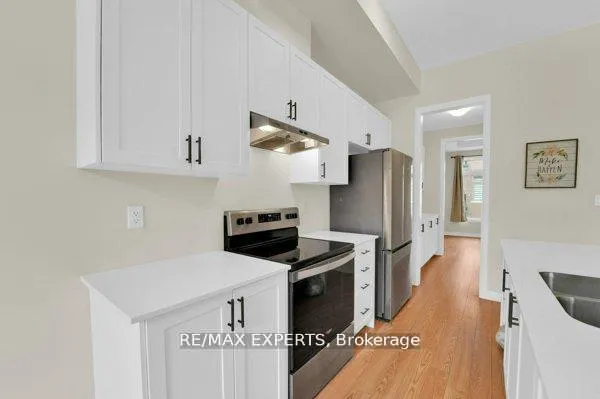 Photo 18 of 87 De La Roche Drive N, Vaughan, Vellore Village — HOMEH