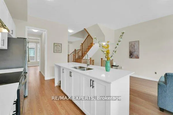 Photo 20 of 87 De La Roche Drive N, Vaughan, Vellore Village — HOMEH