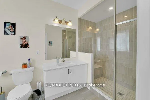 Photo 39 of 87 De La Roche Drive N, Vaughan, Vellore Village — HOMEH