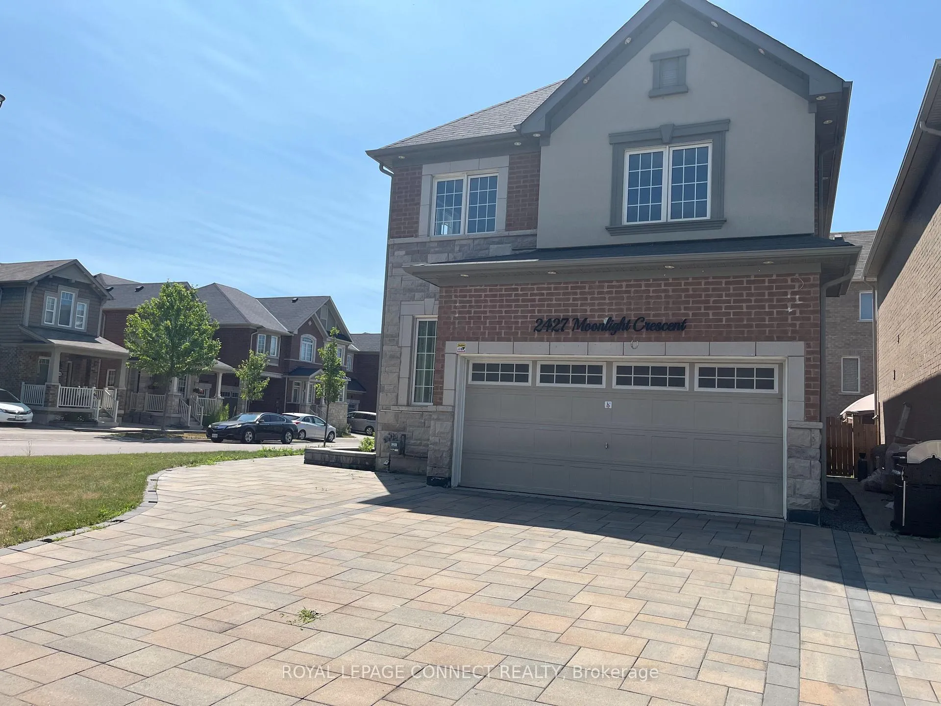 Photo 3 of 2427 Moonlight Crescent, Pickering, Rural Pickering — HOMEH