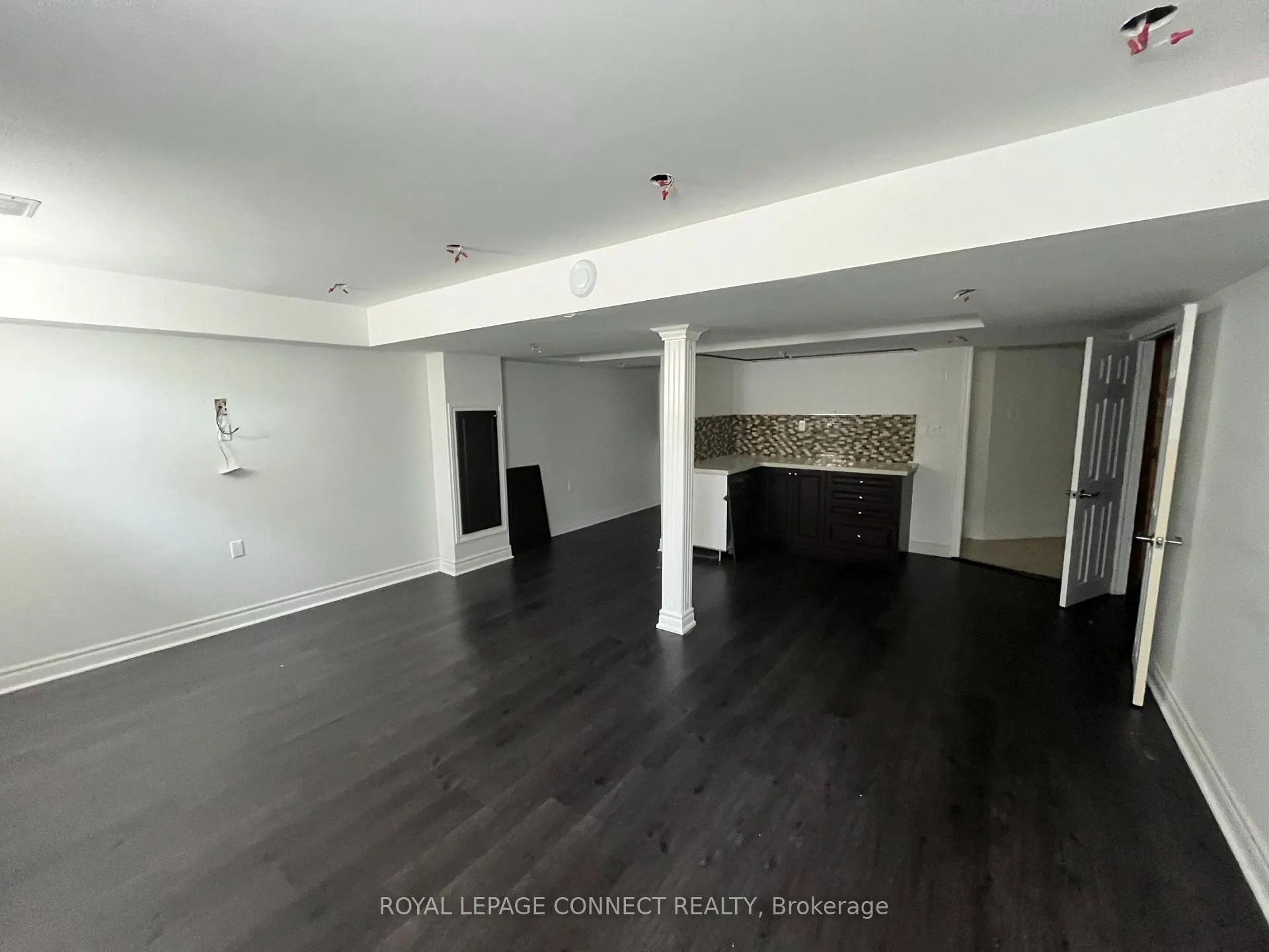 Photo 31 of 2427 Moonlight Crescent, Pickering, Rural Pickering — HOMEH