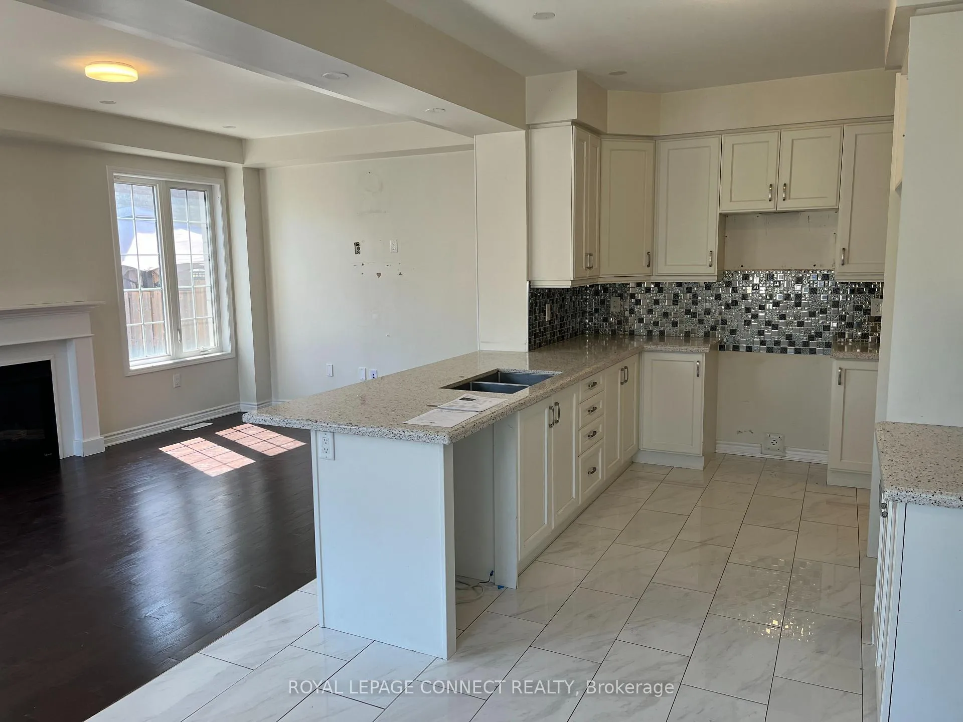 Photo 41 of 2427 Moonlight Crescent, Pickering, Rural Pickering — HOMEH