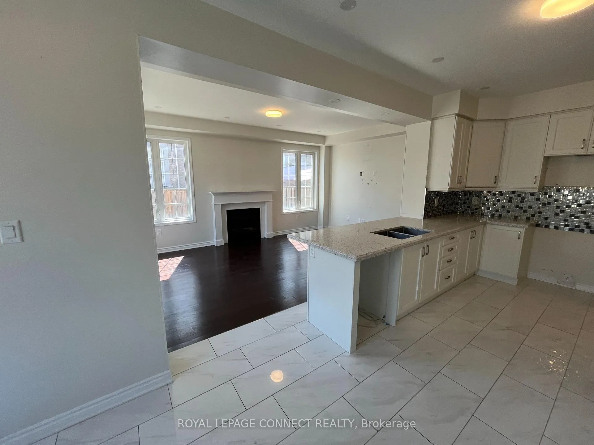 Photo 43 of 2427 Moonlight Crescent, Pickering, Rural Pickering — HOMEH