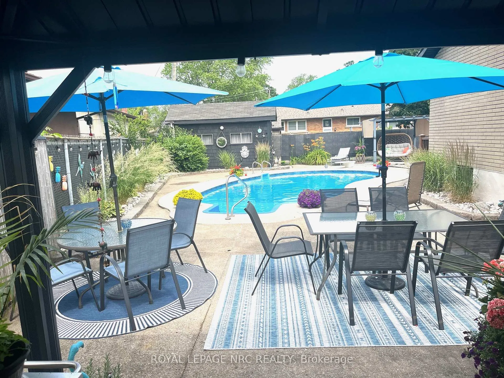 Photo 17 of 8305 Parkway Drive, Niagara Falls, Chippawa — HOMEH