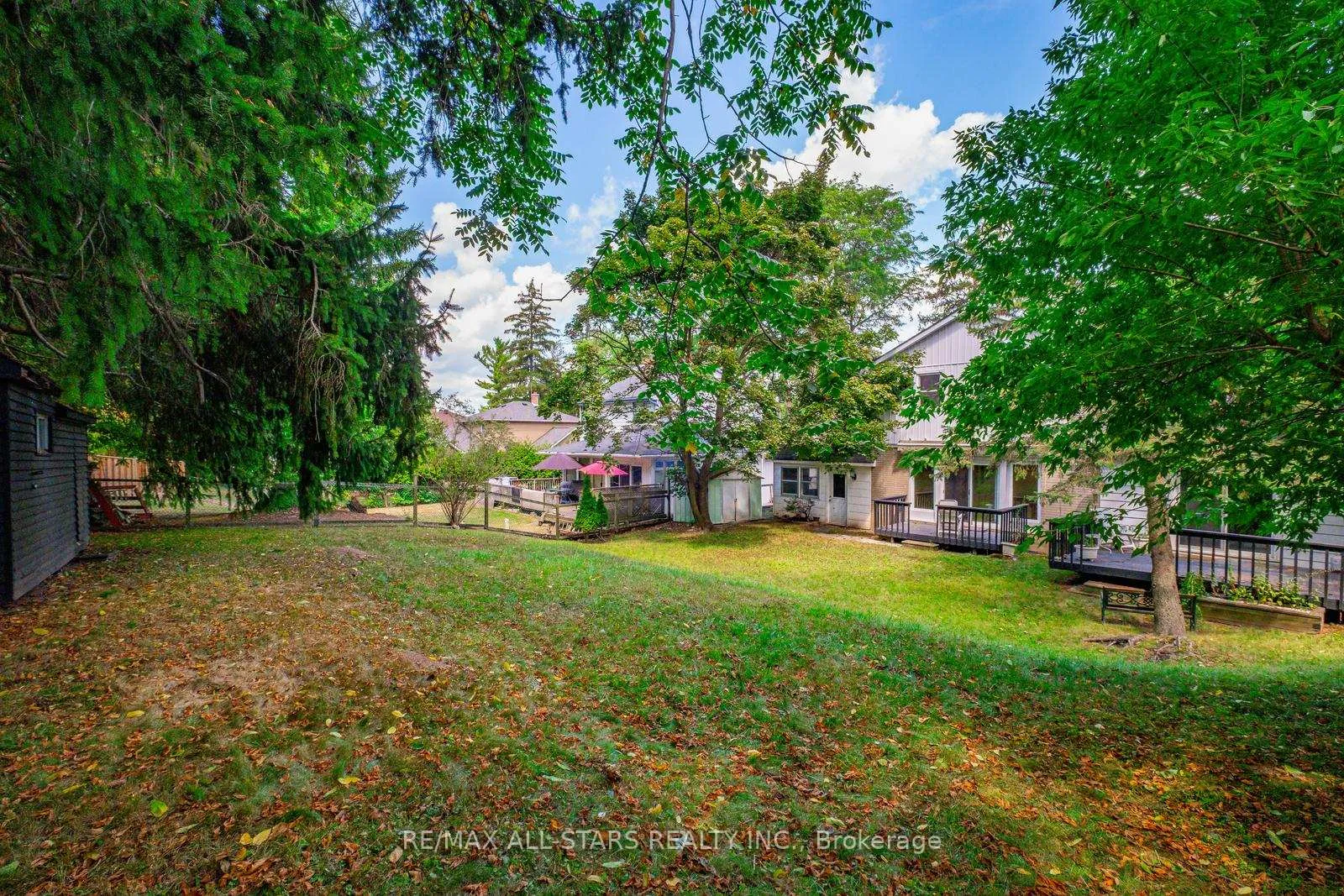 Photo 37 of 6 Elizabeth Street, Markham, Old Markham Village — HOMEH