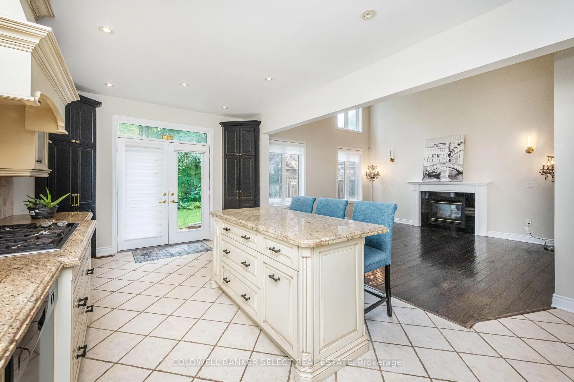 Photo 7 of 2 Putney Road, Caledon, Caledon East — HOMEH