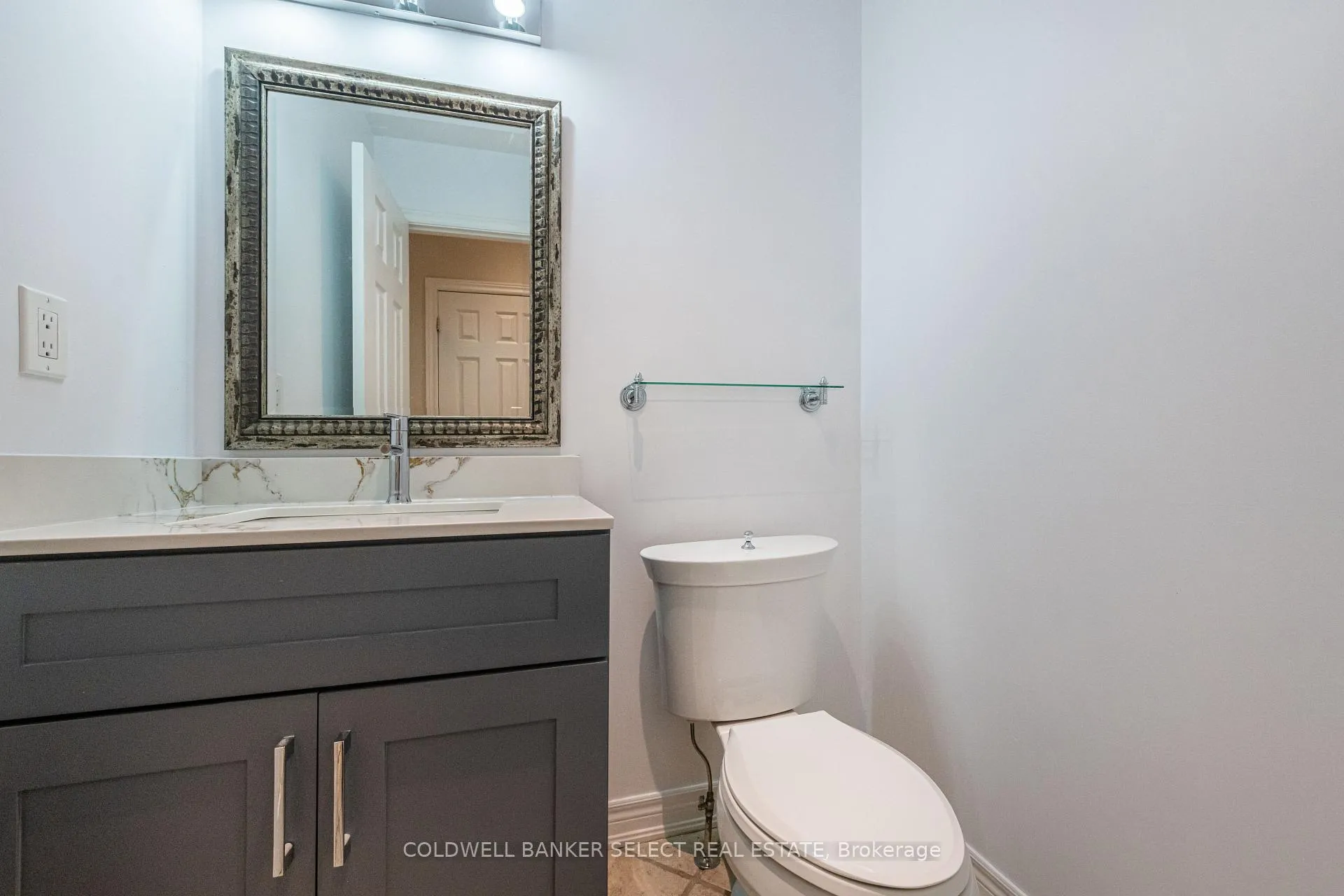 Photo 11 of 2 Putney Road, Caledon, Caledon East — HOMEH