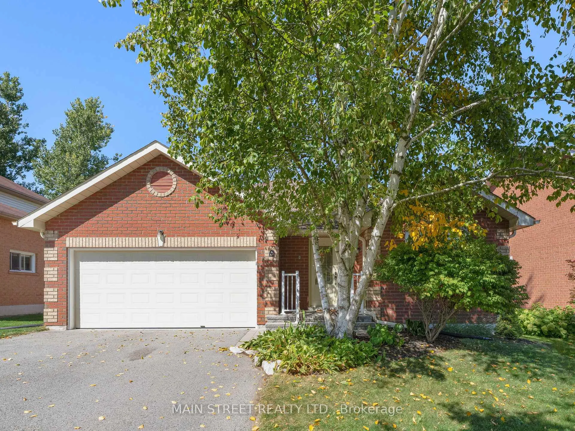 Photo 3 of 44 South Beech Street, Uxbridge — HOMEH