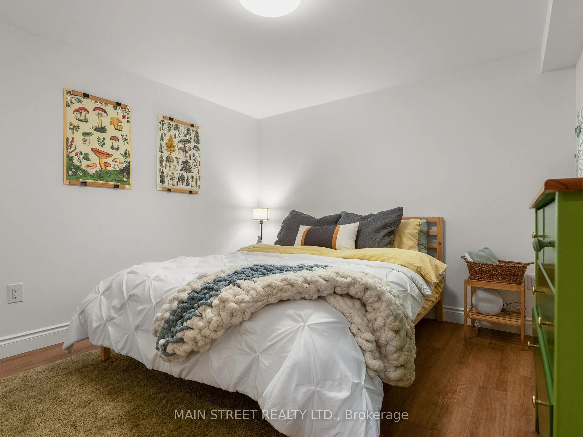 Photo 31 of 44 South Beech Street, Uxbridge — HOMEH