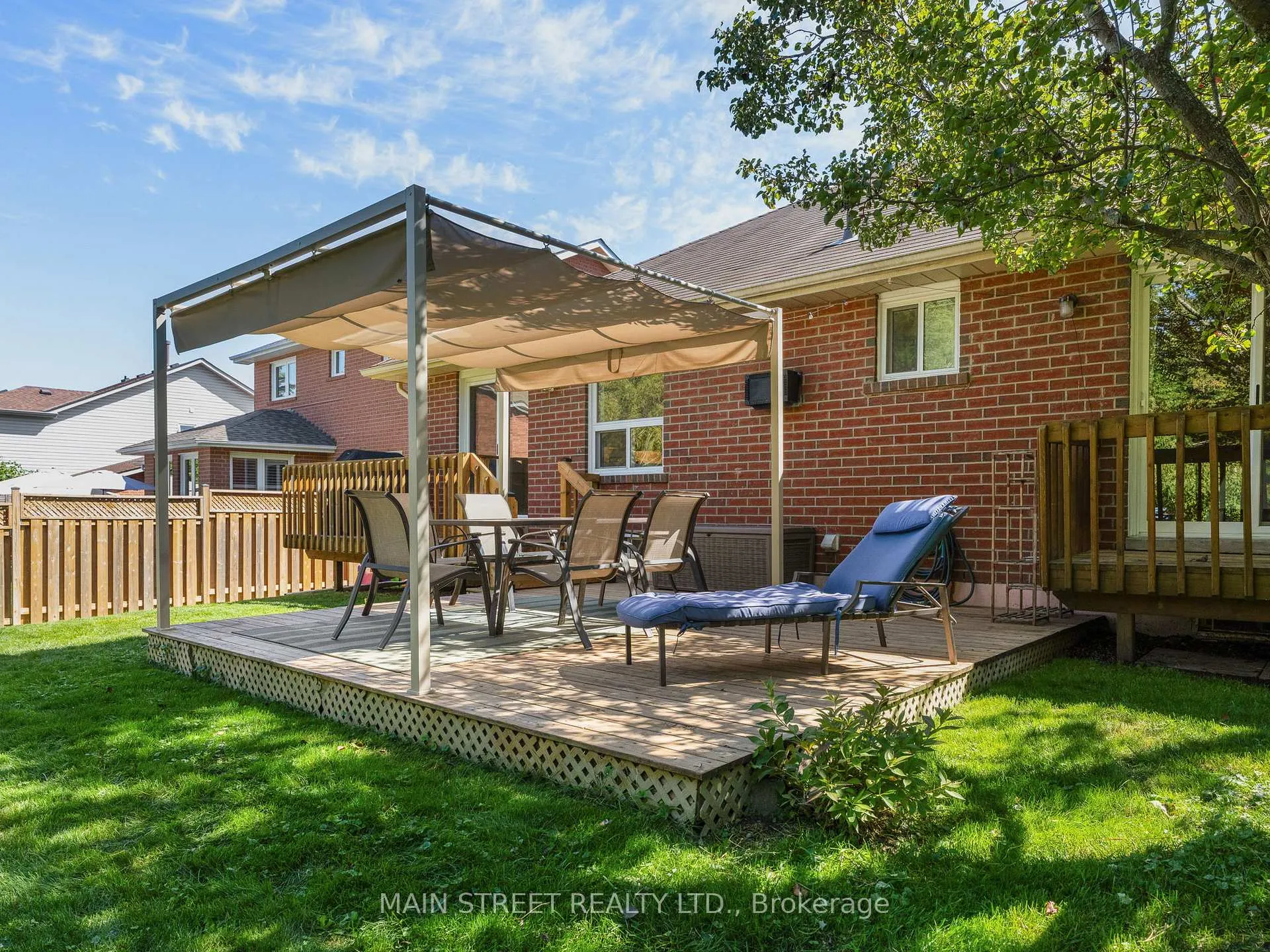 Photo 37 of 44 South Beech Street, Uxbridge — HOMEH