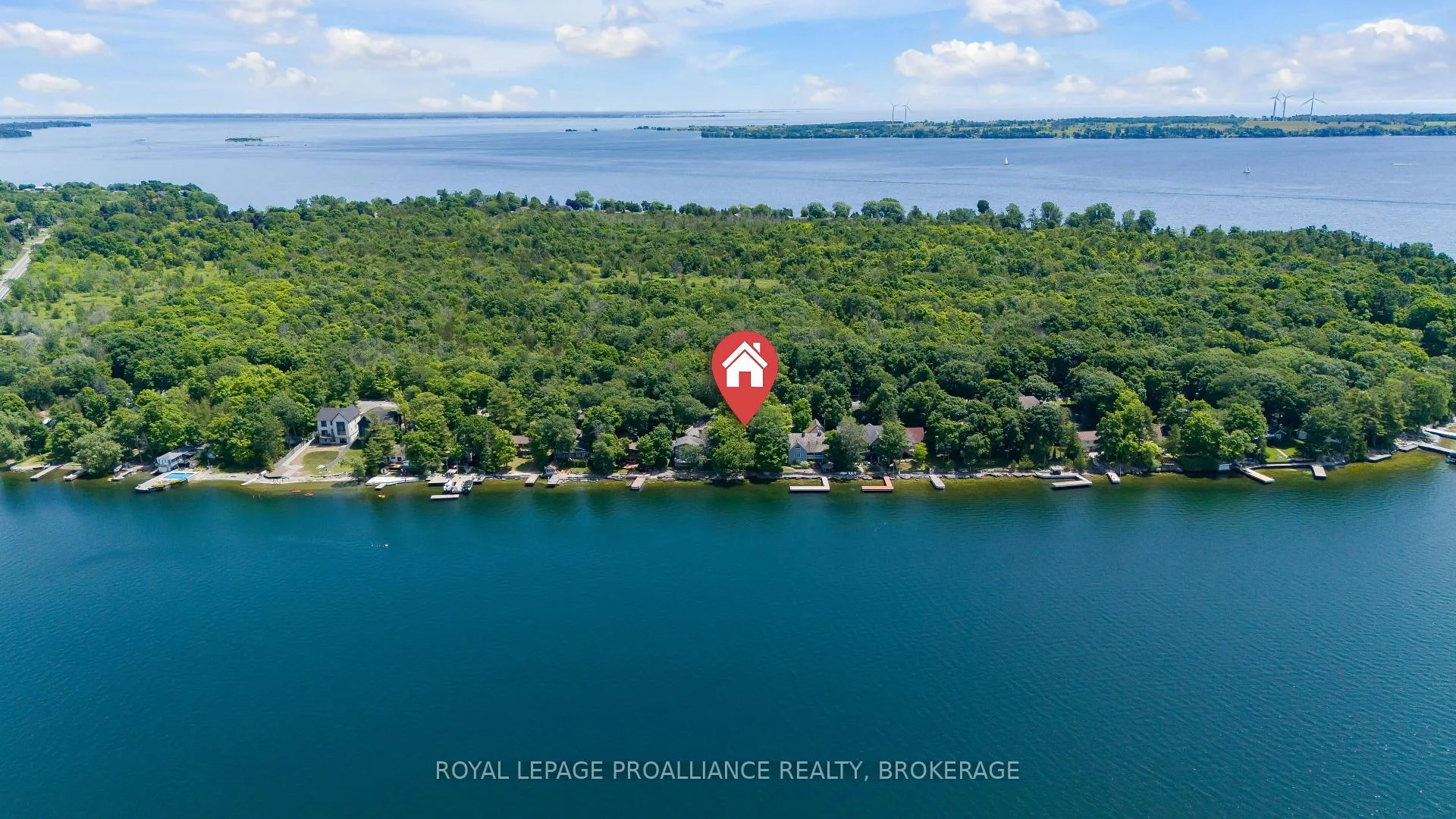 Photo 4 of 298 Nicholson Point Road, Loyalist, Lennox and Addington - South — HOMEH