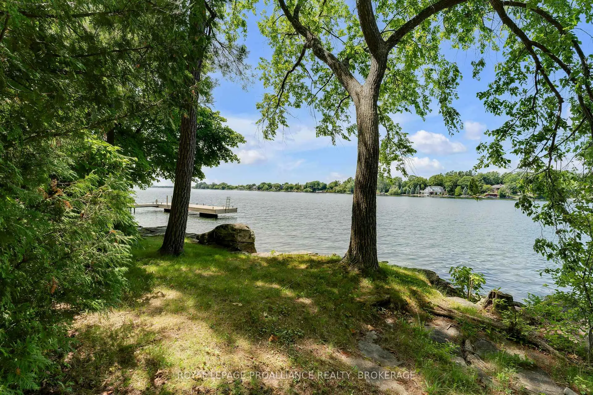 Photo 11 of 298 Nicholson Point Road, Loyalist, Lennox and Addington - South — HOMEH