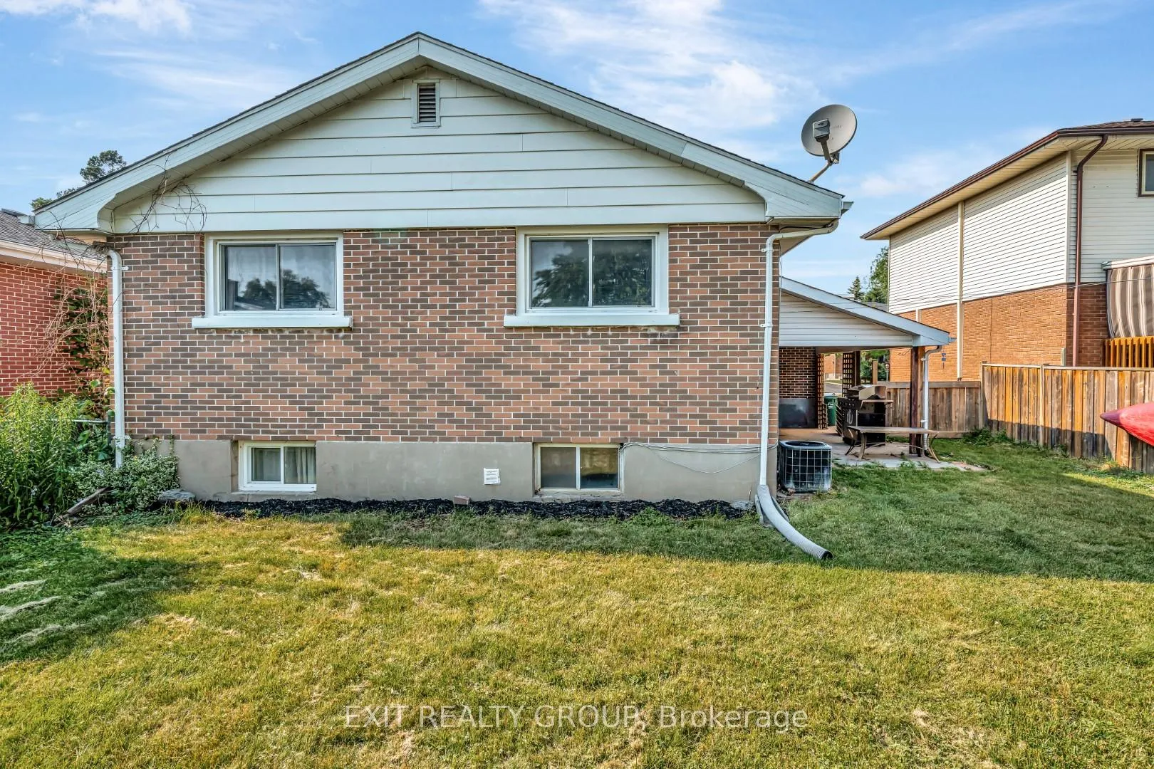 Photo 47 of 31 Plaza Square, Belleville, Belleville Ward — HOMEH