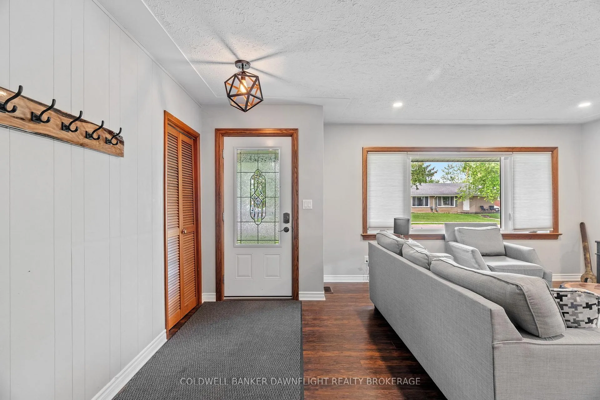Photo 5 of 147 Sanders Street E, South Huron, Exeter — HOMEH