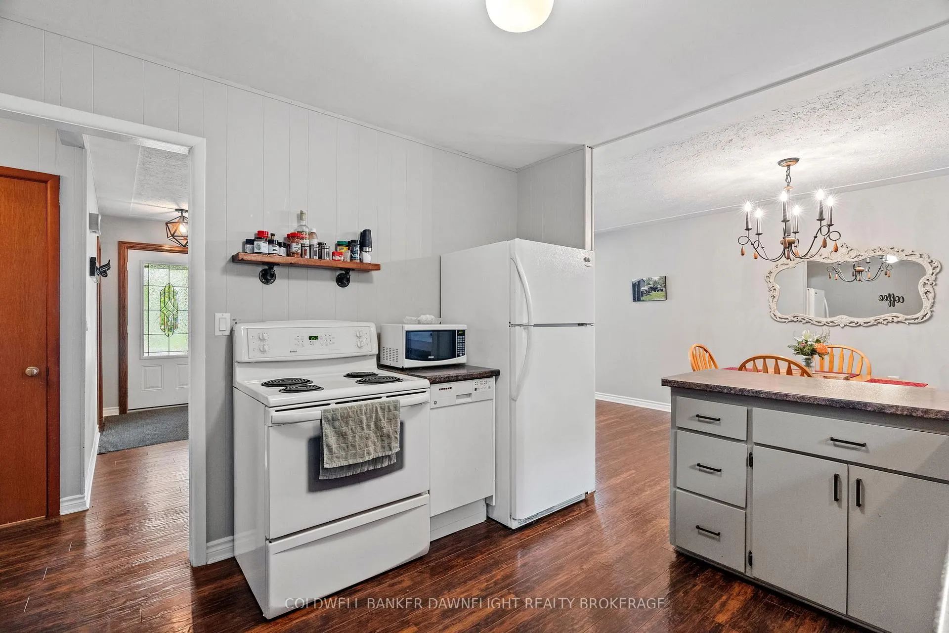 Photo 13 of 147 Sanders Street E, South Huron, Exeter — HOMEH