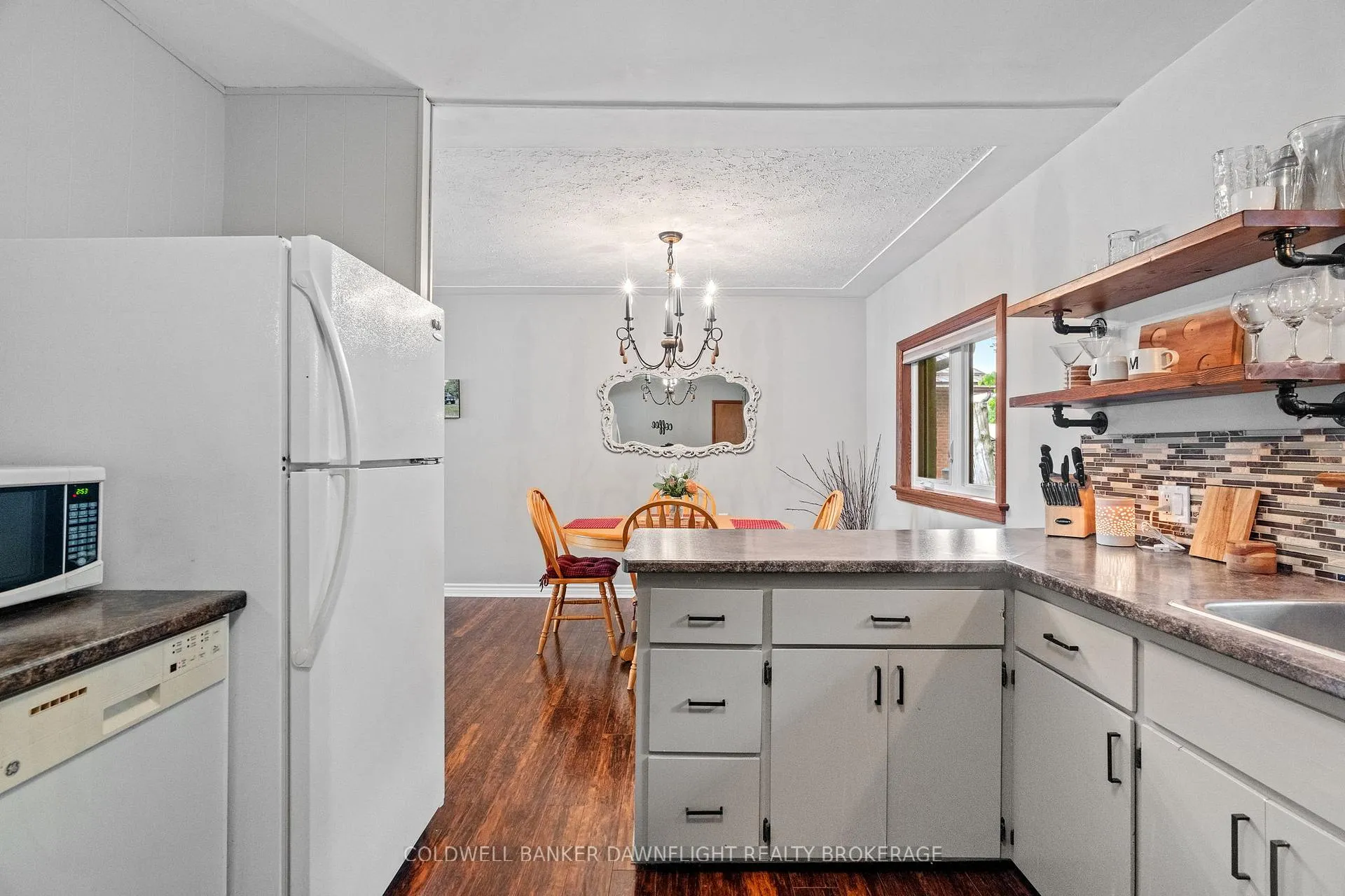 Photo 14 of 147 Sanders Street E, South Huron, Exeter — HOMEH