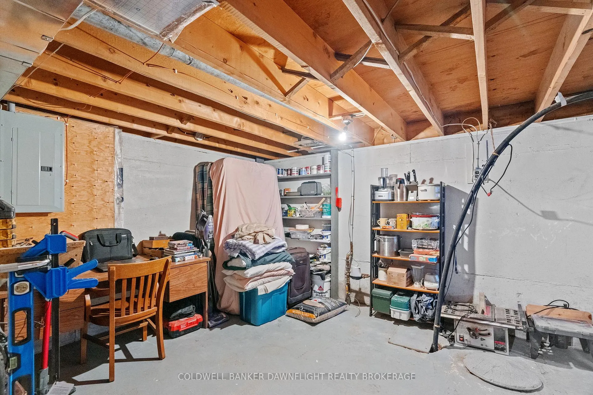Photo 25 of 147 Sanders Street E, South Huron, Exeter — HOMEH