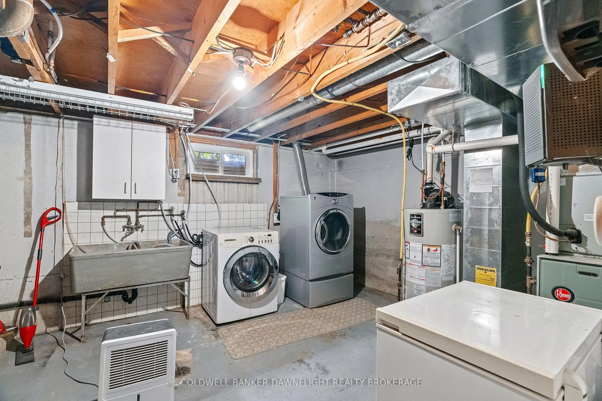 Photo 26 of 147 Sanders Street E, South Huron, Exeter — HOMEH