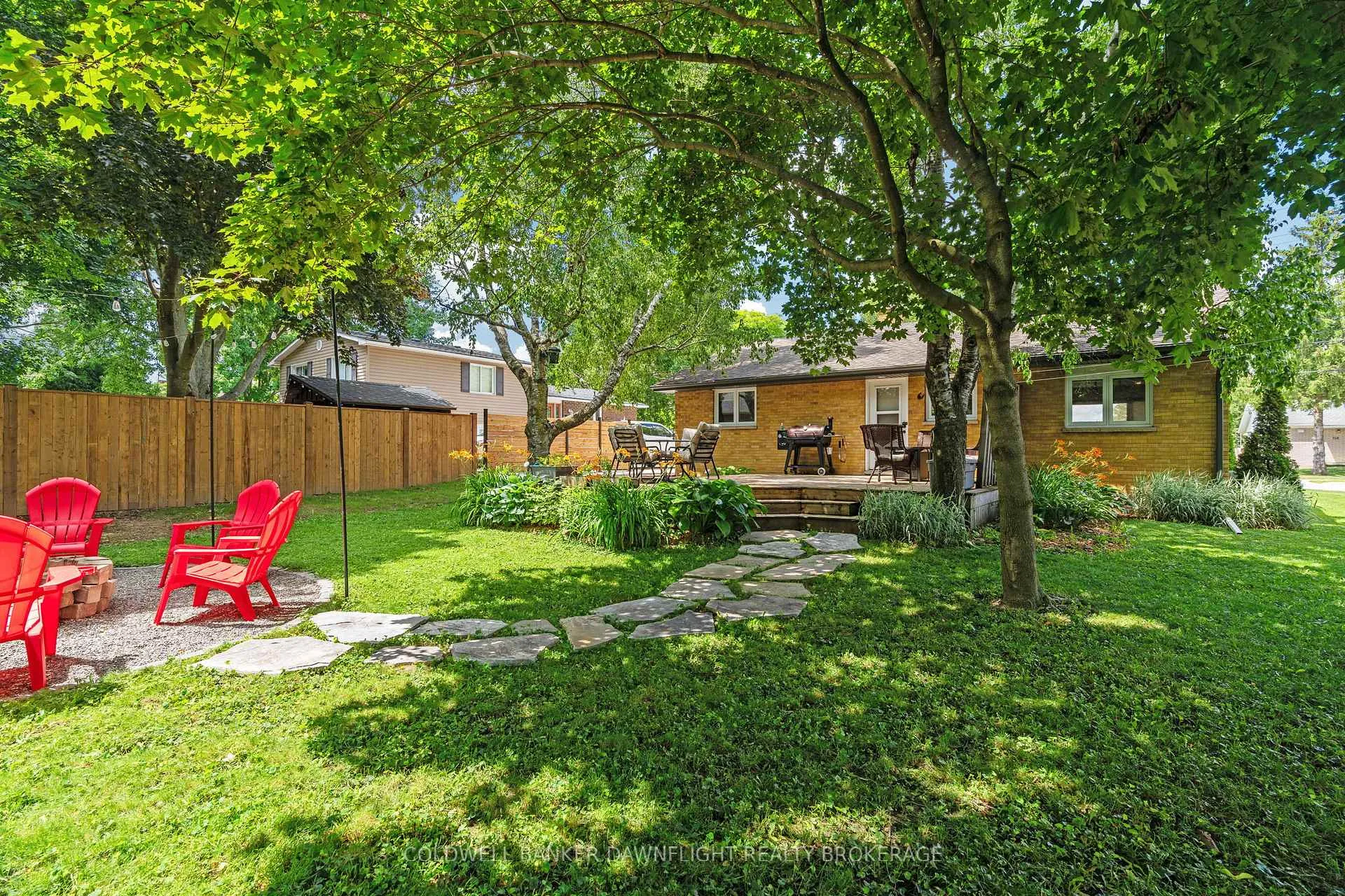 Photo 41 of 147 Sanders Street E, South Huron, Exeter — HOMEH