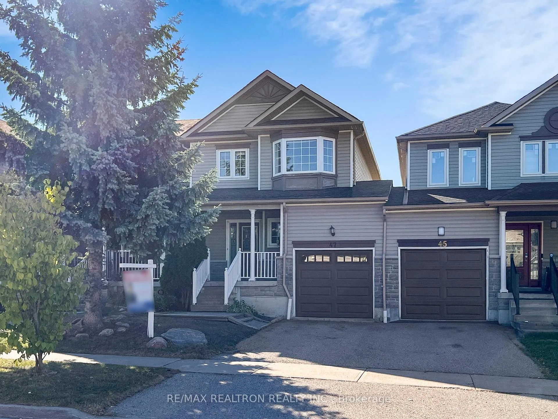 Photo 1 of 47 Joshua Boulevard, Whitby, Brooklin — HOMEH