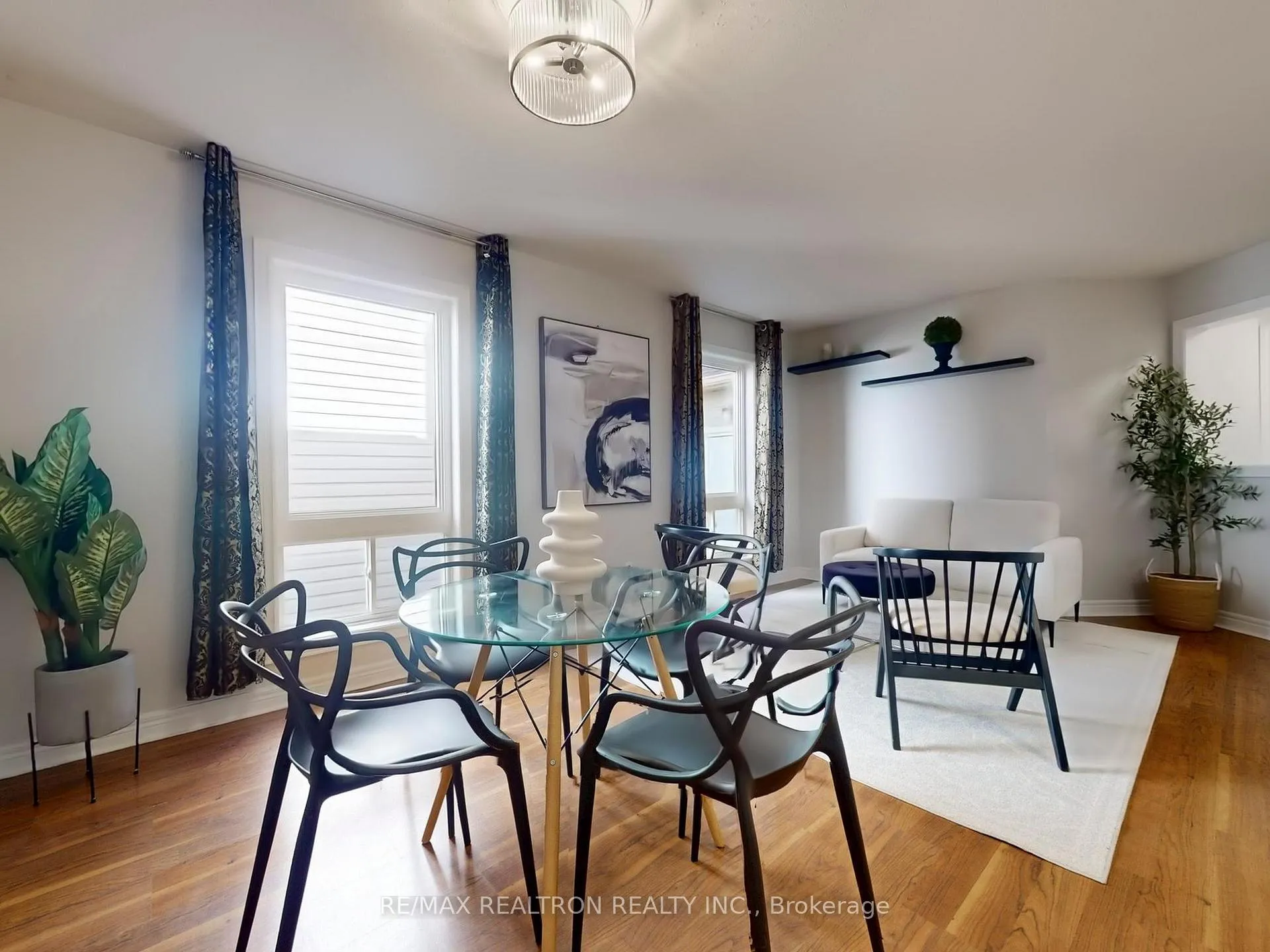 Photo 7 of 47 Joshua Boulevard, Whitby, Brooklin — HOMEH