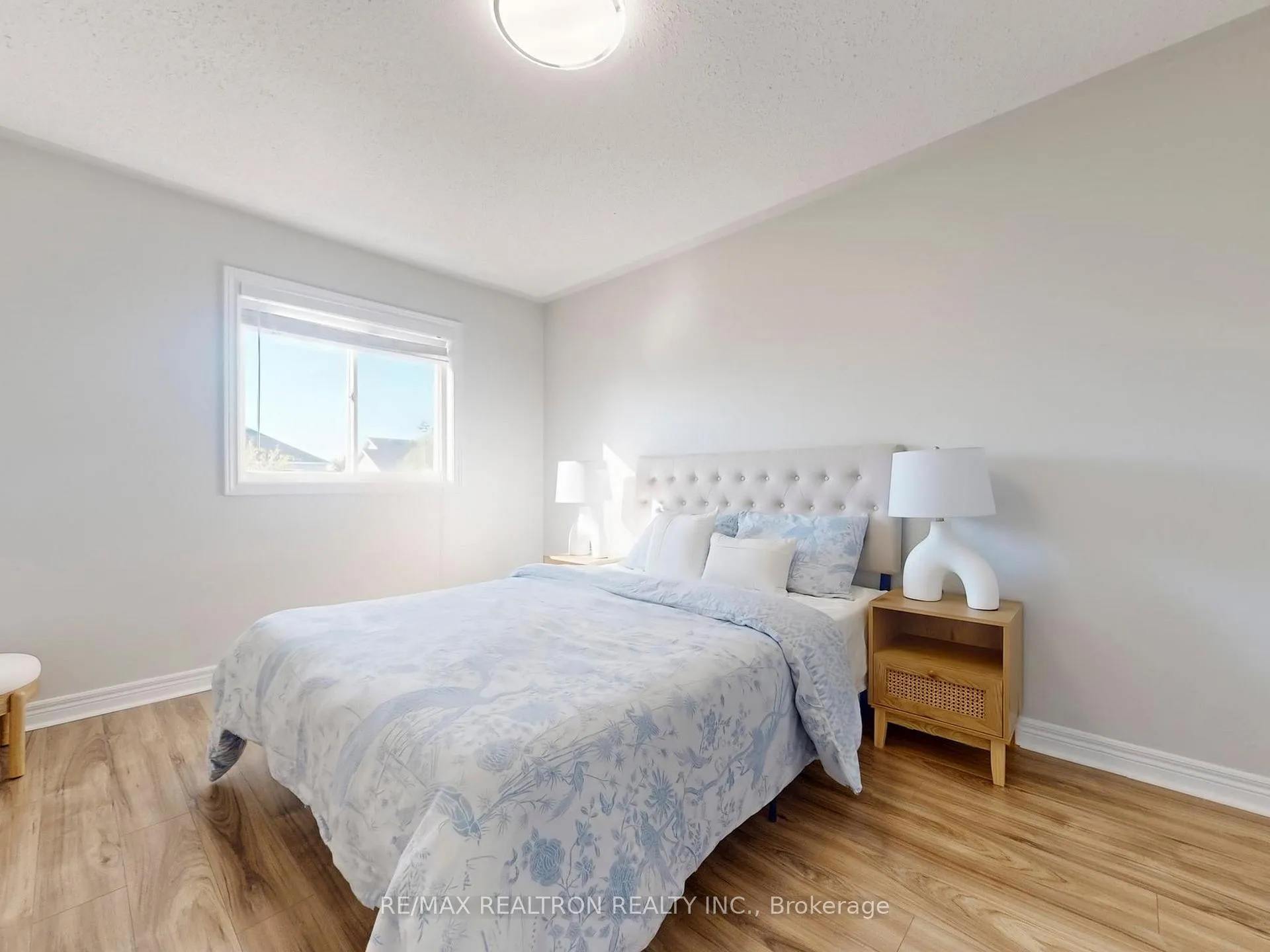 Photo 18 of 47 Joshua Boulevard, Whitby, Brooklin — HOMEH