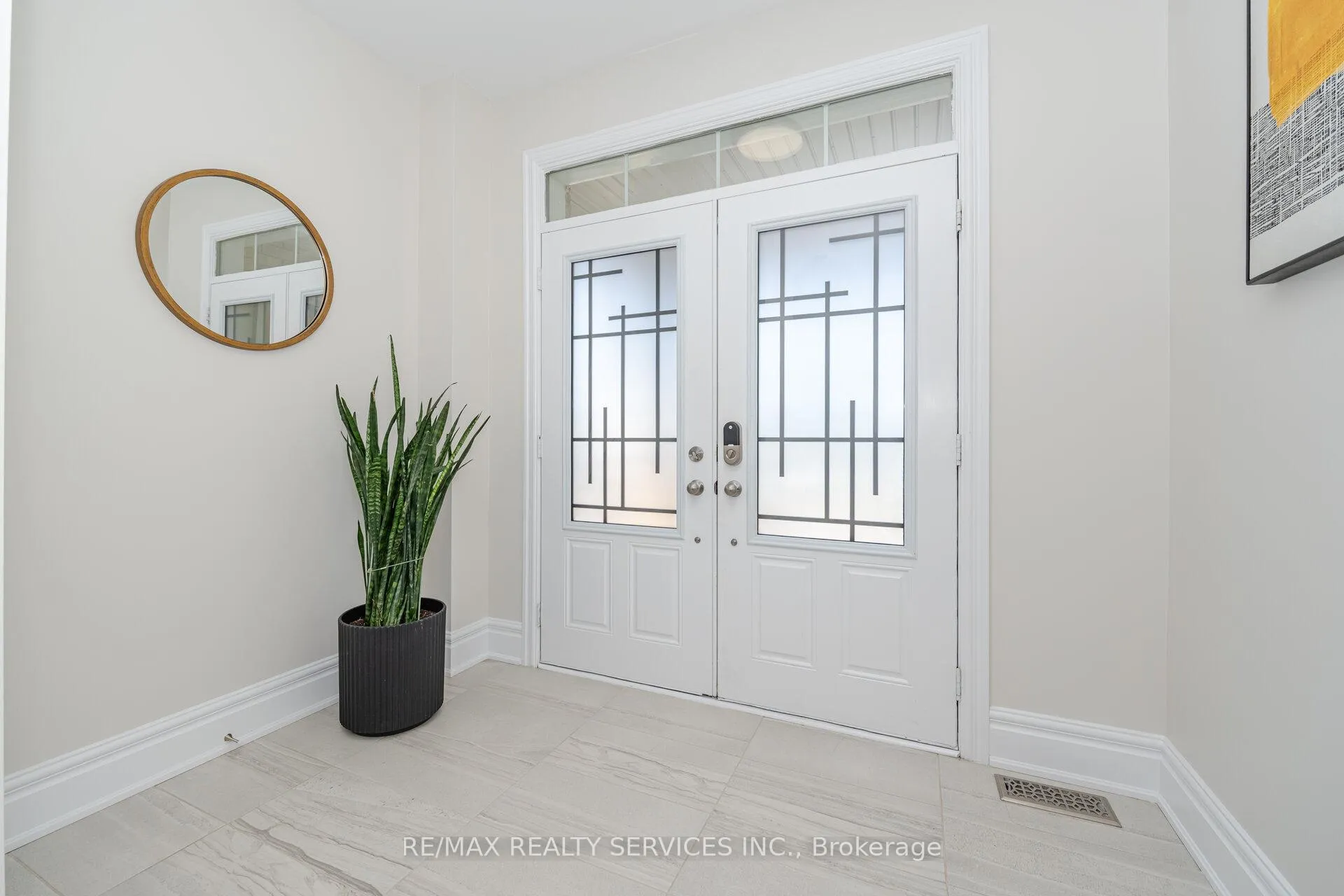 Photo 2 of 14 Dotchson Avenue, Caledon, Rural Caledon — HOMEH