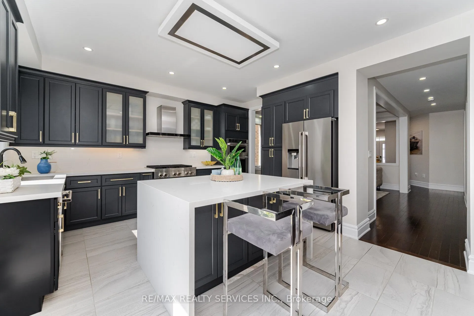 Photo 8 of 14 Dotchson Avenue, Caledon, Rural Caledon — HOMEH