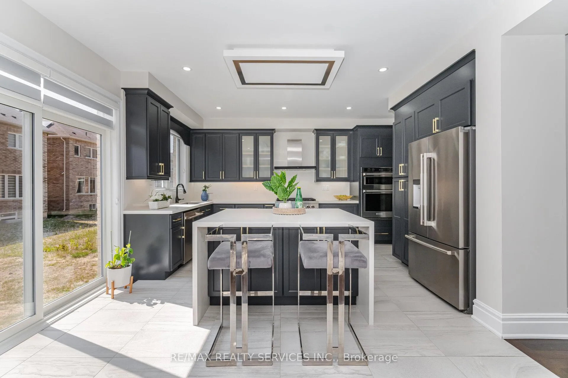 Photo 9 of 14 Dotchson Avenue, Caledon, Rural Caledon — HOMEH