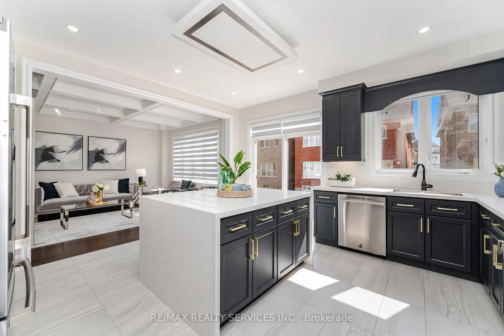 Photo 12 of 14 Dotchson Avenue, Caledon, Rural Caledon — HOMEH