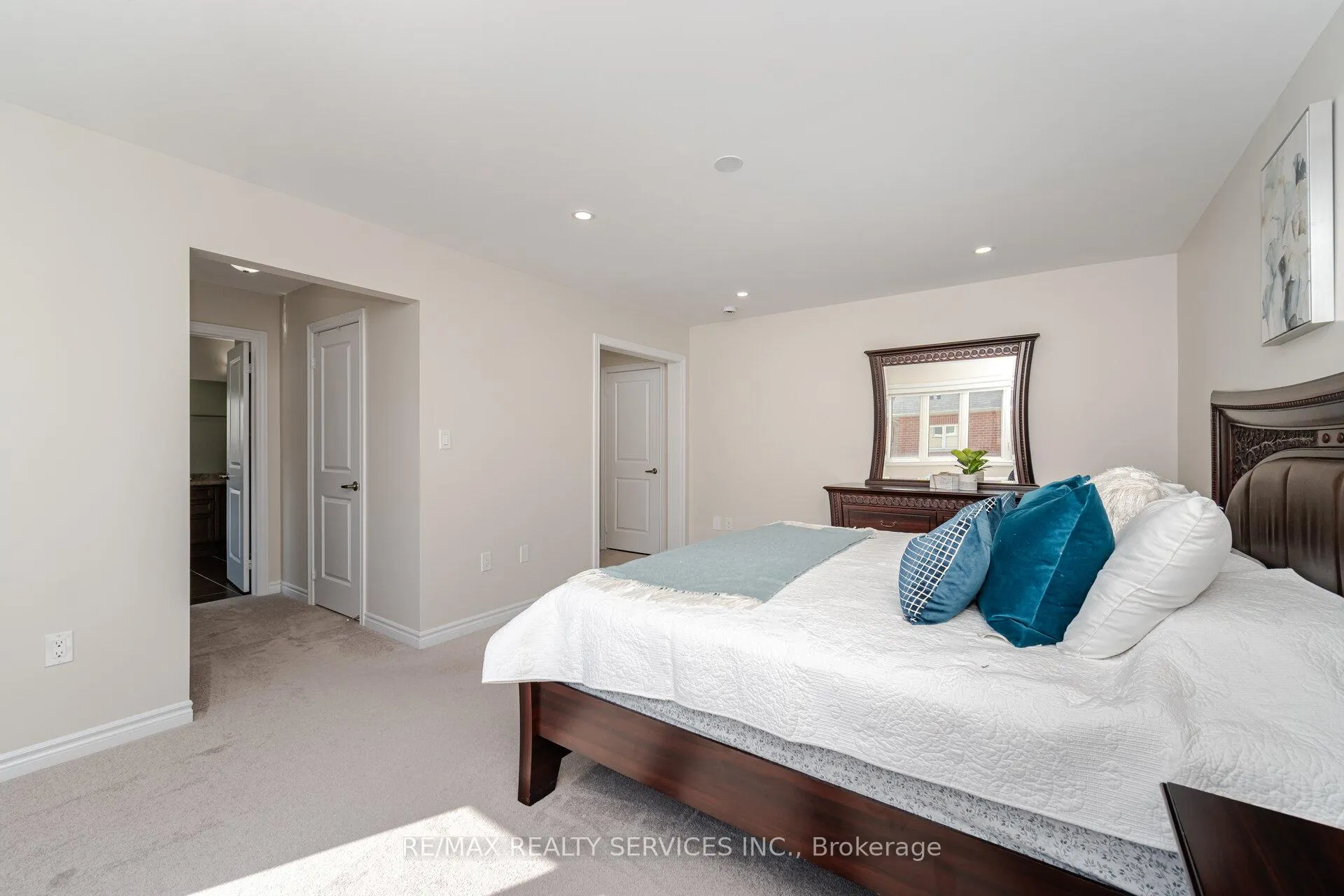 Photo 25 of 14 Dotchson Avenue, Caledon, Rural Caledon — HOMEH