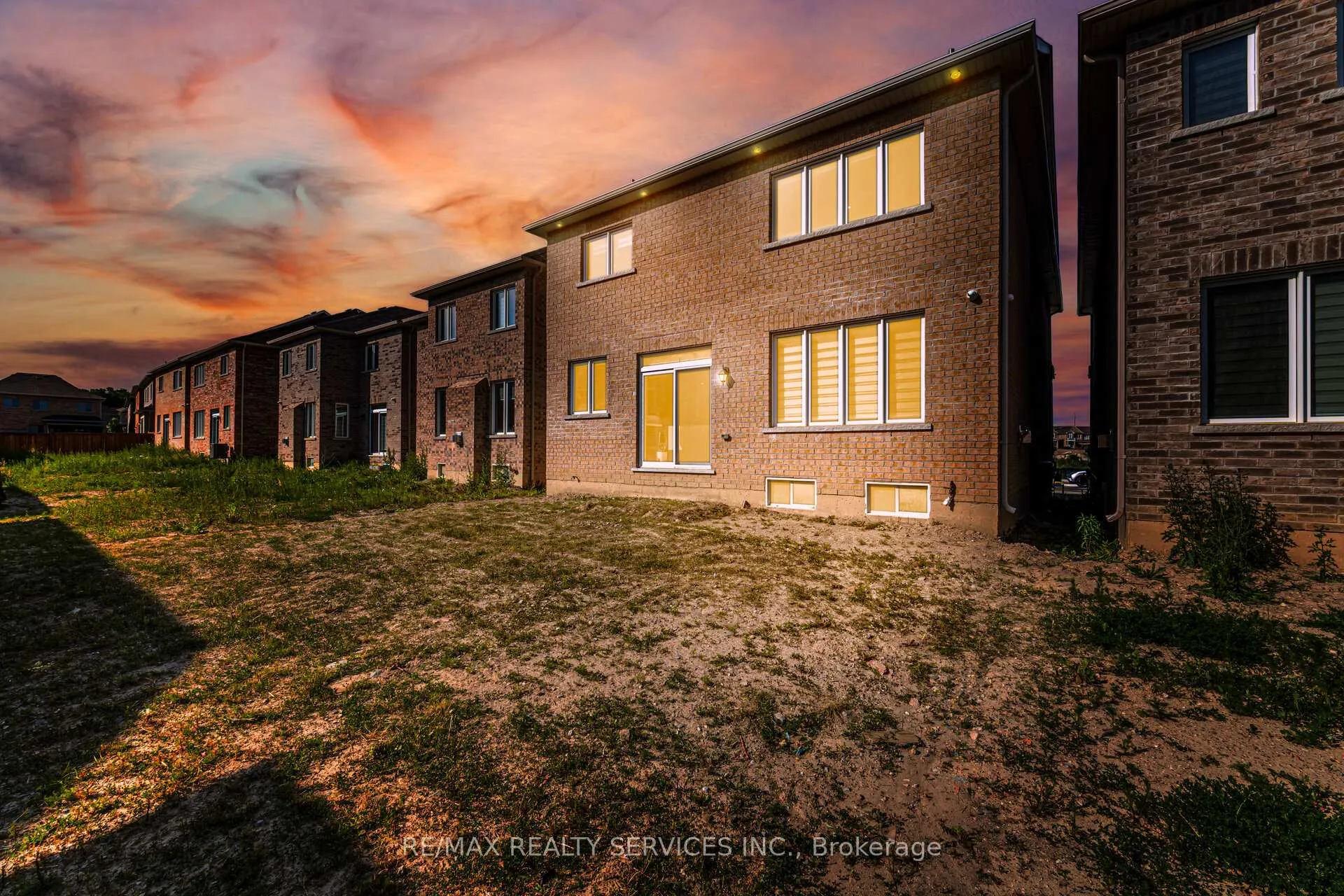 Photo 44 of 14 Dotchson Avenue, Caledon, Rural Caledon — HOMEH