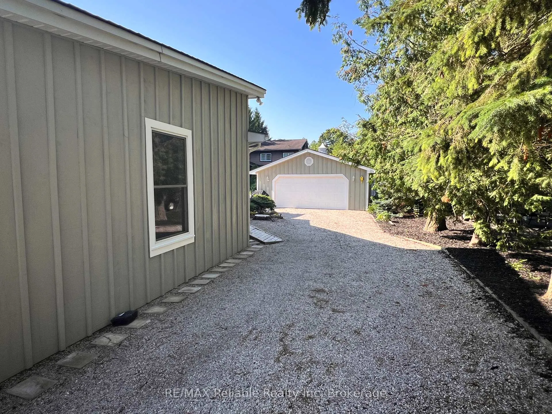 Photo 5 of 12 Victoria Street, Bluewater, Bayfield — HOMEH