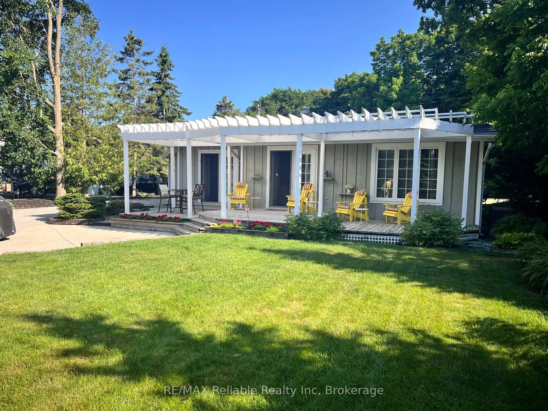 Photo 9 of 12 Victoria Street, Bluewater, Bayfield — HOMEH